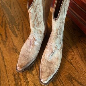 Oak tree western boots
